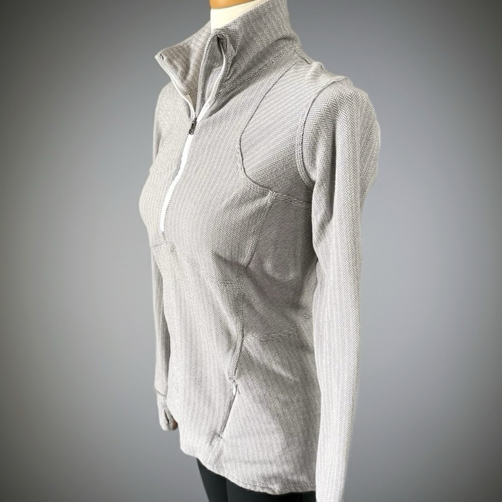 Lululemon Athletica Light Herringbone Gray Quarter-Zip Pullover Active Top